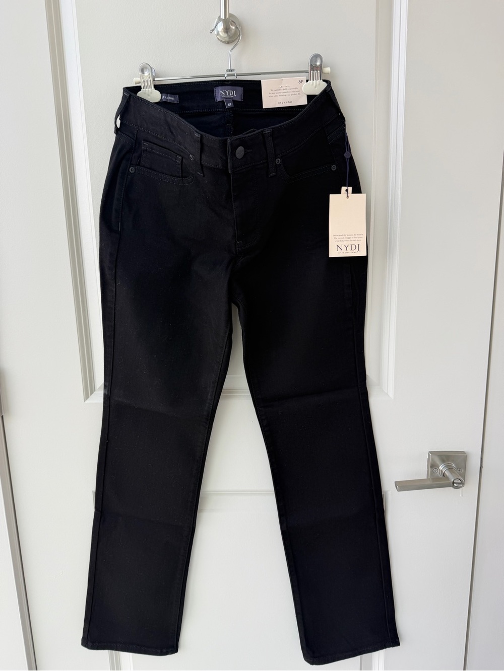 NYDJ Women's Straight-Leg Jeans in Black 6P